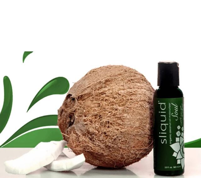 Dầu dưỡng ẩm, bôi trơn, chống viêm nhiễm vùng kín Sliquid Organic Coconut Oil Moisture Soul